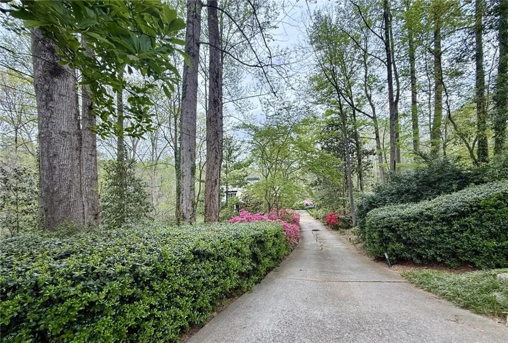 1165 Regency Road Nw, Atlanta, Georgia 30327, 4 Bedrooms Bedrooms, 0 ,4 BathroomsBathrooms,Residential,For Sale,1165 Regency Road Nw,7746626