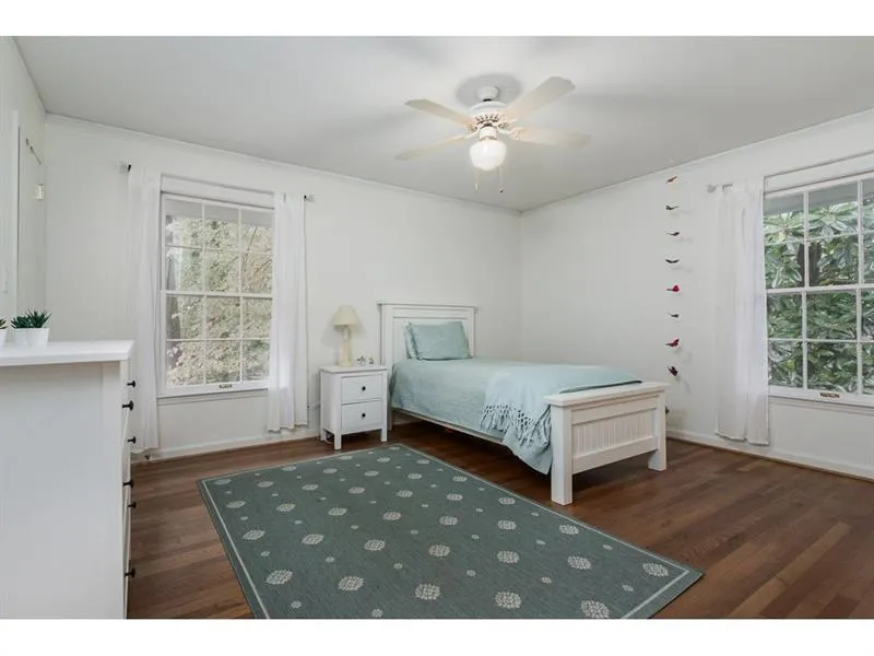 6150 River Shore Parkway, Atlanta, Georgia 30328, 4 Bedrooms Bedrooms, ,3 BathroomsBathrooms,Residential,Sold,6150 River Shore Parkway,6646508