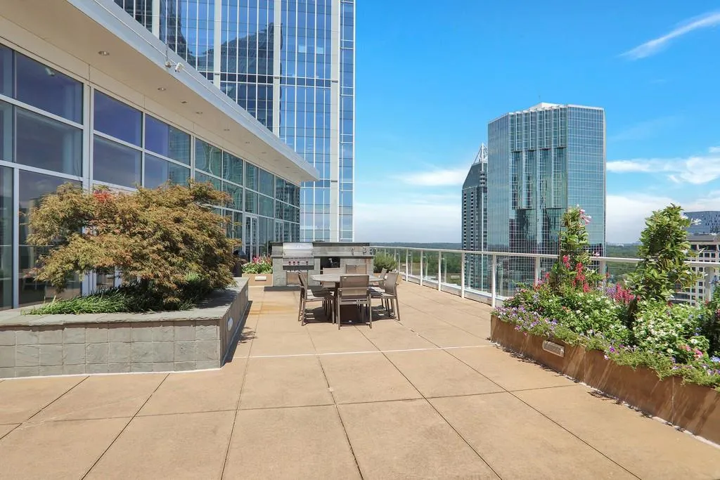 3325 Piedmont Road Ne Unit 2104, Atlanta, Georgia 30305, 2 Bedrooms Bedrooms, ,2 BathroomsBathrooms,Residential,For Sale,3325 Piedmont Road Ne Unit 2104,7592682
