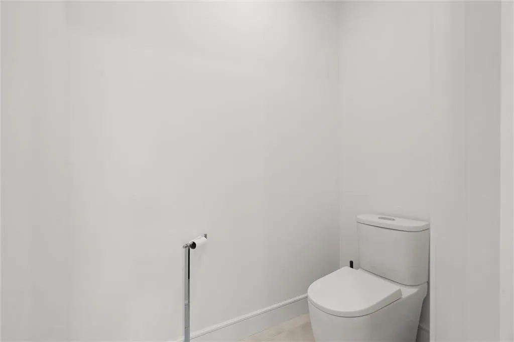 2425 Peachtree Road Ne Unit 502, Atlanta, Georgia 30305, 2 Bedrooms Bedrooms, 0 ,3 BathroomsBathrooms,Residential,For Sale,2425 Peachtree Road Ne Unit 502,7761501