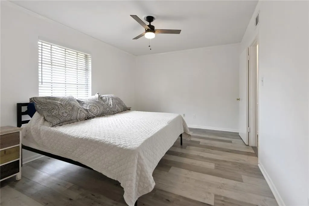 5550 Kingsport Drive, Sandy Springs, Georgia 30342, 2 Bedrooms Bedrooms, ,1 BathroomBathrooms,Residential,Sold,5550 Kingsport Drive,6859683