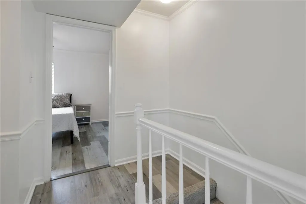 5550 Kingsport Drive, Sandy Springs, Georgia 30342, 2 Bedrooms Bedrooms, ,1 BathroomBathrooms,Residential,Sold,5550 Kingsport Drive,6859683