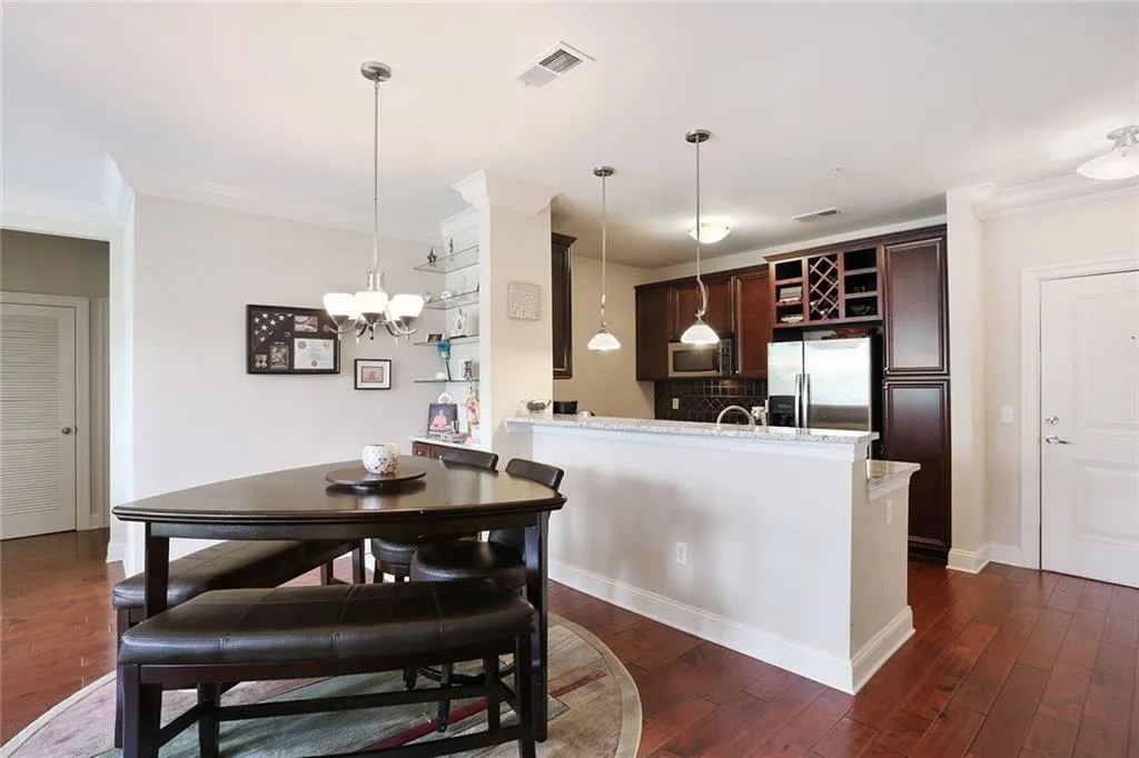 901 Abernathy Road Unit 4300, Atlanta, Georgia 30328, 3 Bedrooms Bedrooms, ,2 BathroomsBathrooms,Residential,Sold,901 Abernathy Road Unit 4300,5858061