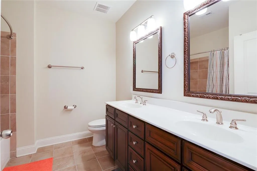 901 Abernathy Road Unit 4300, Atlanta, Georgia 30328, 3 Bedrooms Bedrooms, ,2 BathroomsBathrooms,Residential,Sold,901 Abernathy Road Unit 4300,5858061