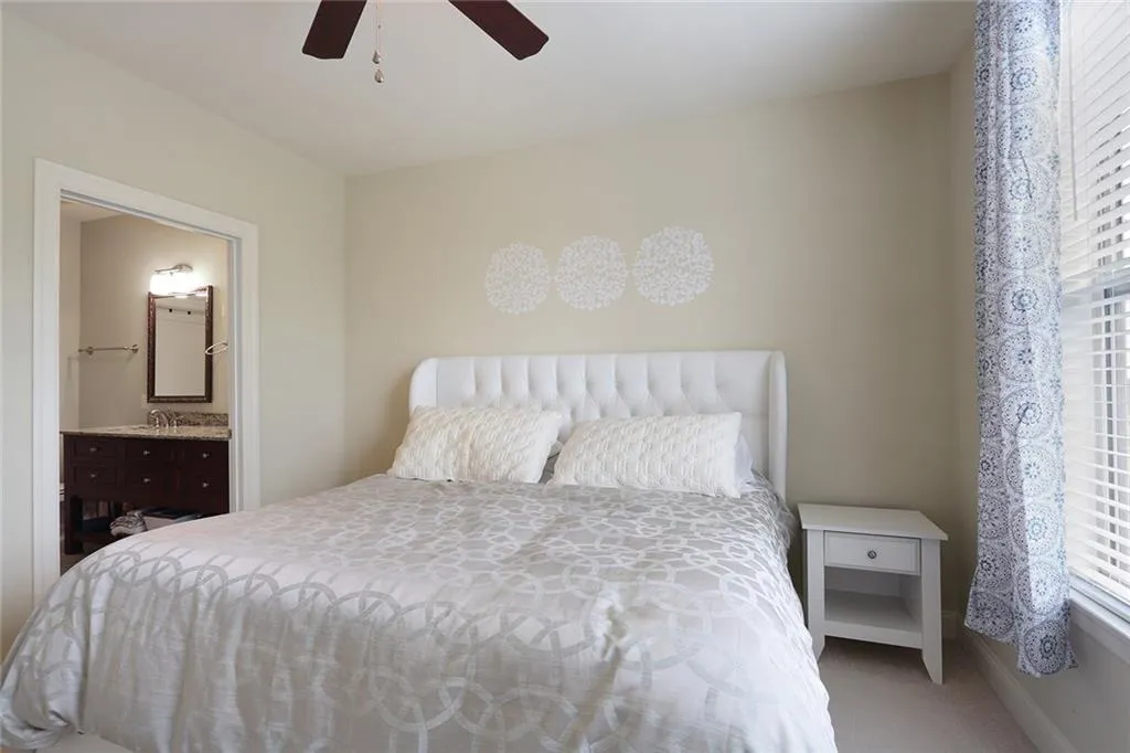 901 Abernathy Road Unit 4300, Atlanta, Georgia 30328, 3 Bedrooms Bedrooms, ,2 BathroomsBathrooms,Residential,Sold,901 Abernathy Road Unit 4300,5858061