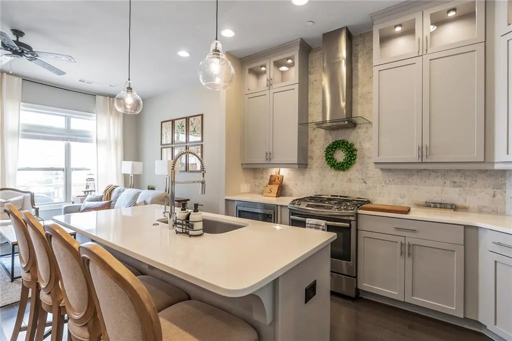 4149 Township Parkway, Atlanta, Georgia 30342, 3 Bedrooms Bedrooms, ,3 BathroomsBathrooms,Residential,Sold,4149 Township Parkway,6753268