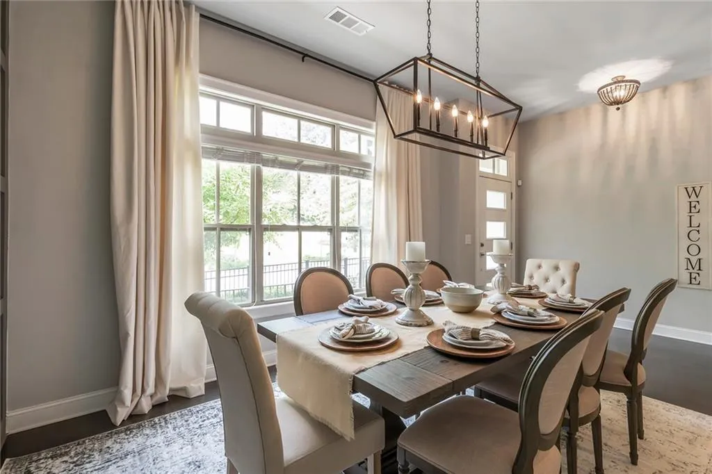 4149 Township Parkway, Atlanta, Georgia 30342, 3 Bedrooms Bedrooms, ,3 BathroomsBathrooms,Residential,Sold,4149 Township Parkway,6753268