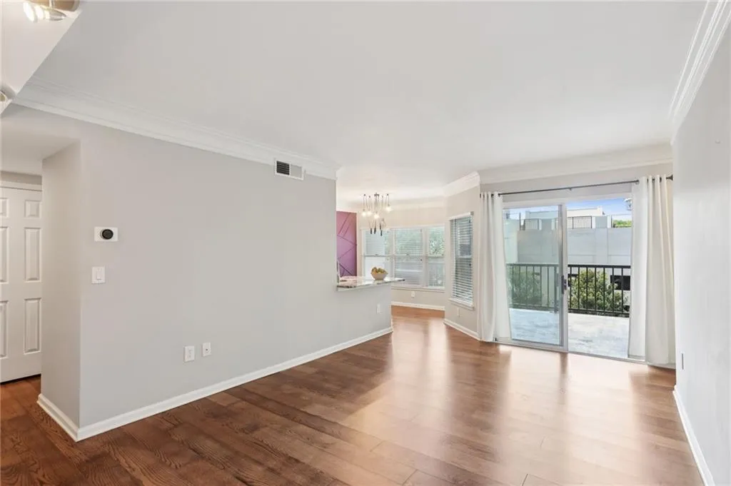 275 13th Street Ne Unit 312, Atlanta, Georgia 30309, 2 Bedrooms Bedrooms, ,2 BathroomsBathrooms,Residential,For Sale,275 13th Street Ne Unit 312,7628081