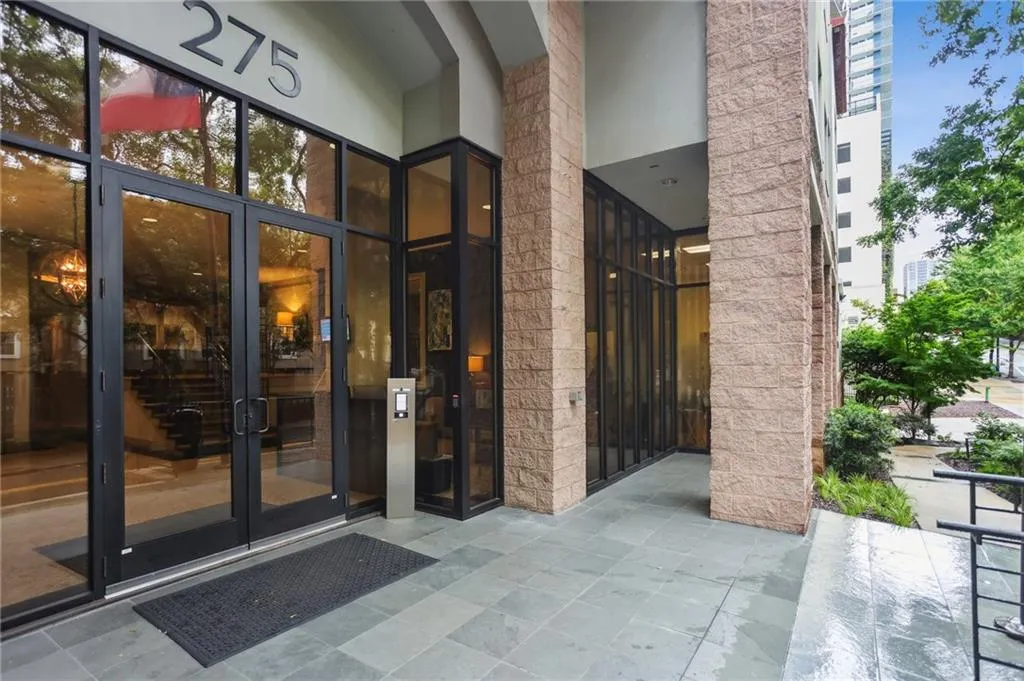 275 13th Street Ne Unit 312, Atlanta, Georgia 30309, 2 Bedrooms Bedrooms, ,2 BathroomsBathrooms,Residential,For Sale,275 13th Street Ne Unit 312,7628081