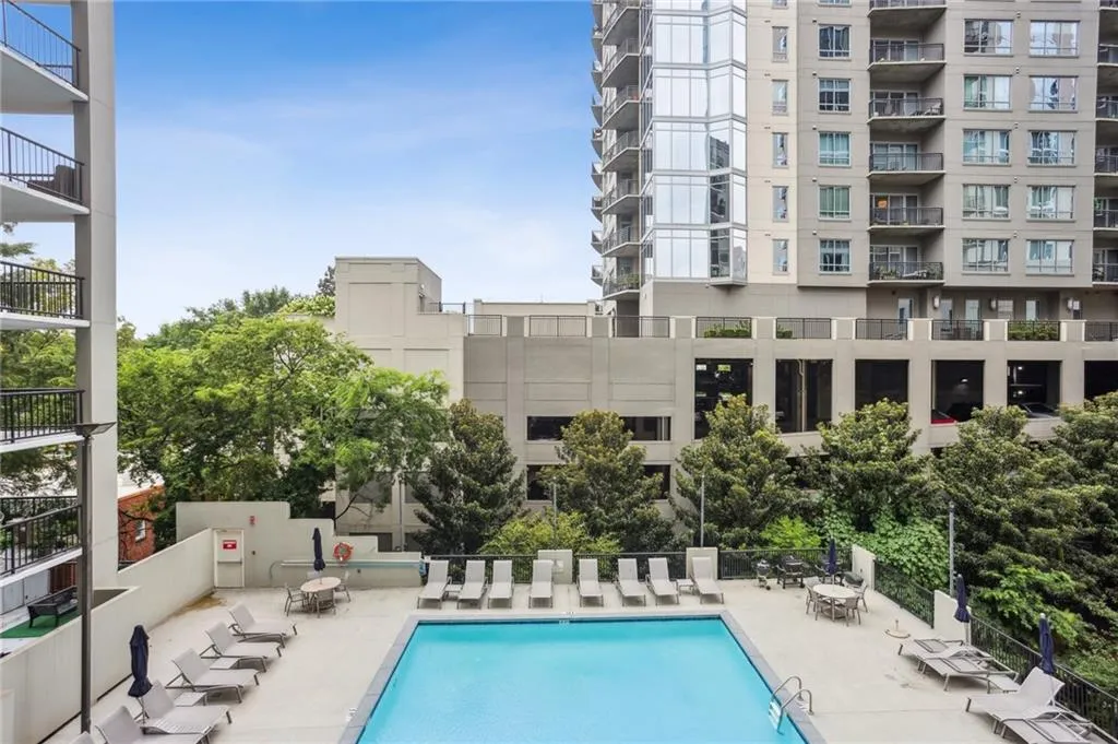 275 13th Street Ne Unit 312, Atlanta, Georgia 30309, 2 Bedrooms Bedrooms, ,2 BathroomsBathrooms,Residential,For Sale,275 13th Street Ne Unit 312,7628081