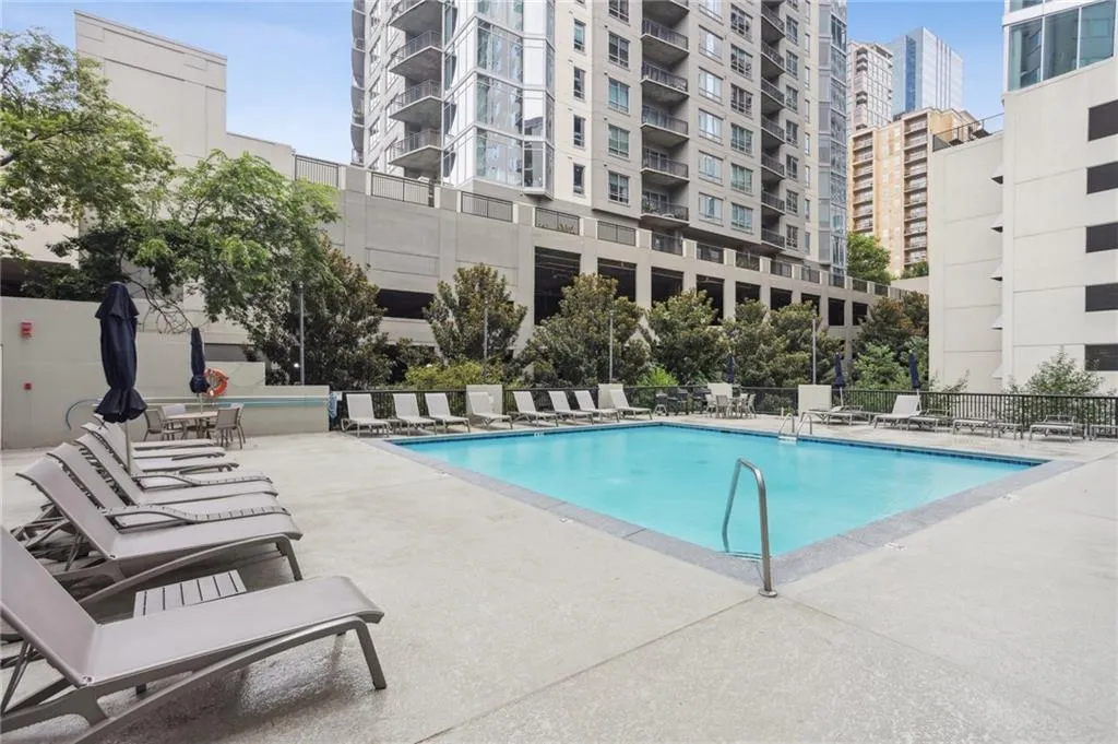 275 13th Street Ne Unit 312, Atlanta, Georgia 30309, 2 Bedrooms Bedrooms, ,2 BathroomsBathrooms,Residential,For Sale,275 13th Street Ne Unit 312,7628081