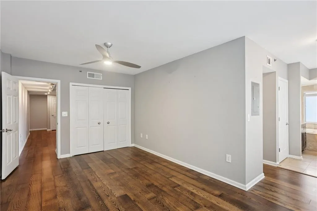 275 13th Street Ne Unit 312, Atlanta, Georgia 30309, 2 Bedrooms Bedrooms, ,2 BathroomsBathrooms,Residential,For Sale,275 13th Street Ne Unit 312,7628081