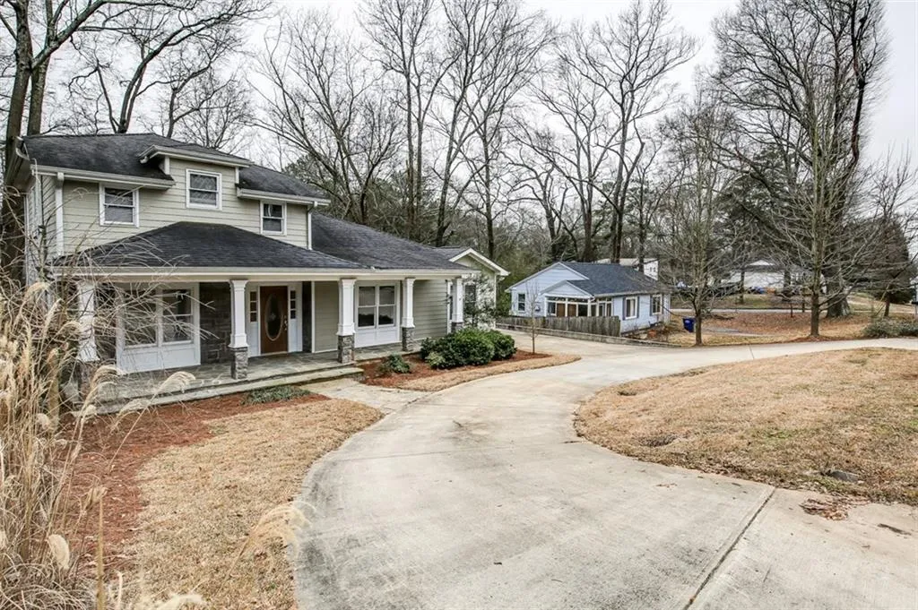 1862 La Dawn Lane Nw, Atlanta, Georgia 30318, 3 Bedrooms Bedrooms, ,2 BathroomsBathrooms,Residential,Sold,1862 La Dawn Lane Nw,5966317