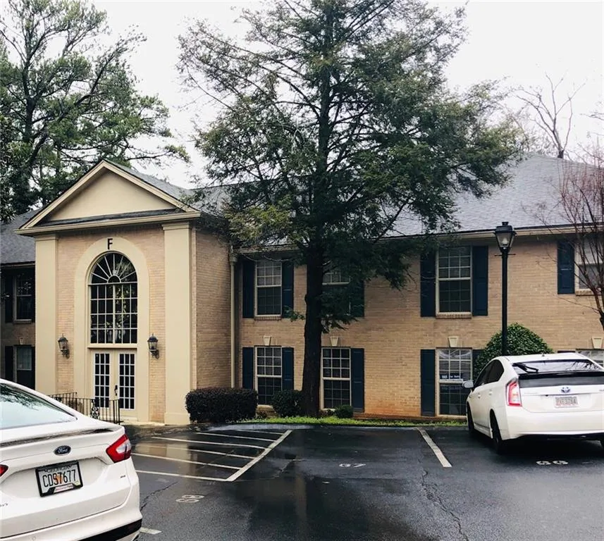 750 Dalrymple Road Unit F2, Atlanta, Georgia 30328, 4 Bedrooms Bedrooms, ,2 BathroomsBathrooms,Residential,Sold,750 Dalrymple Road Unit F2,6684449