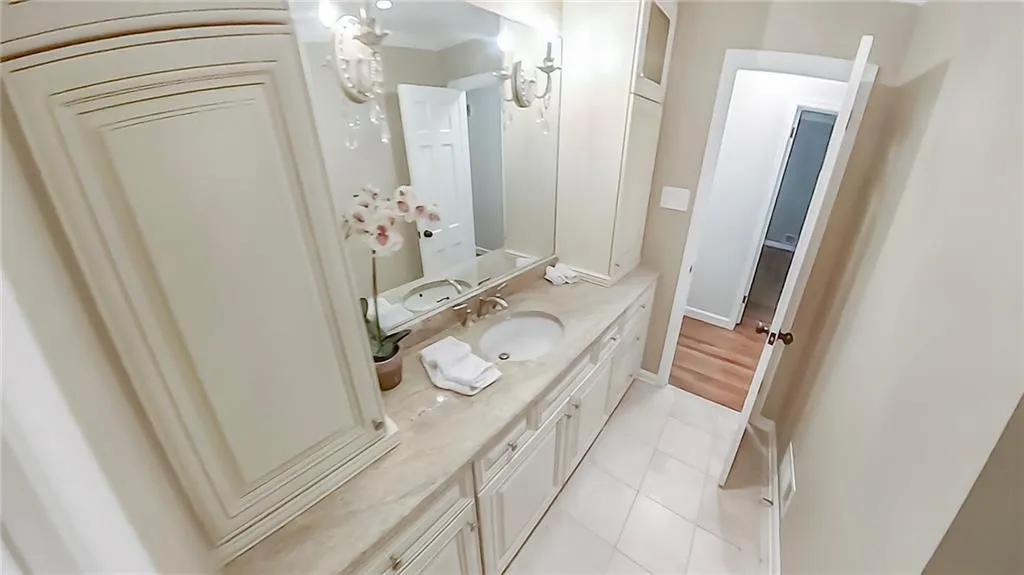 5735 Riverwood Drive, Atlanta, Georgia 30328, 4 Bedrooms Bedrooms, ,3 BathroomsBathrooms,Residential,For Sale,5735 Riverwood Drive,7656382