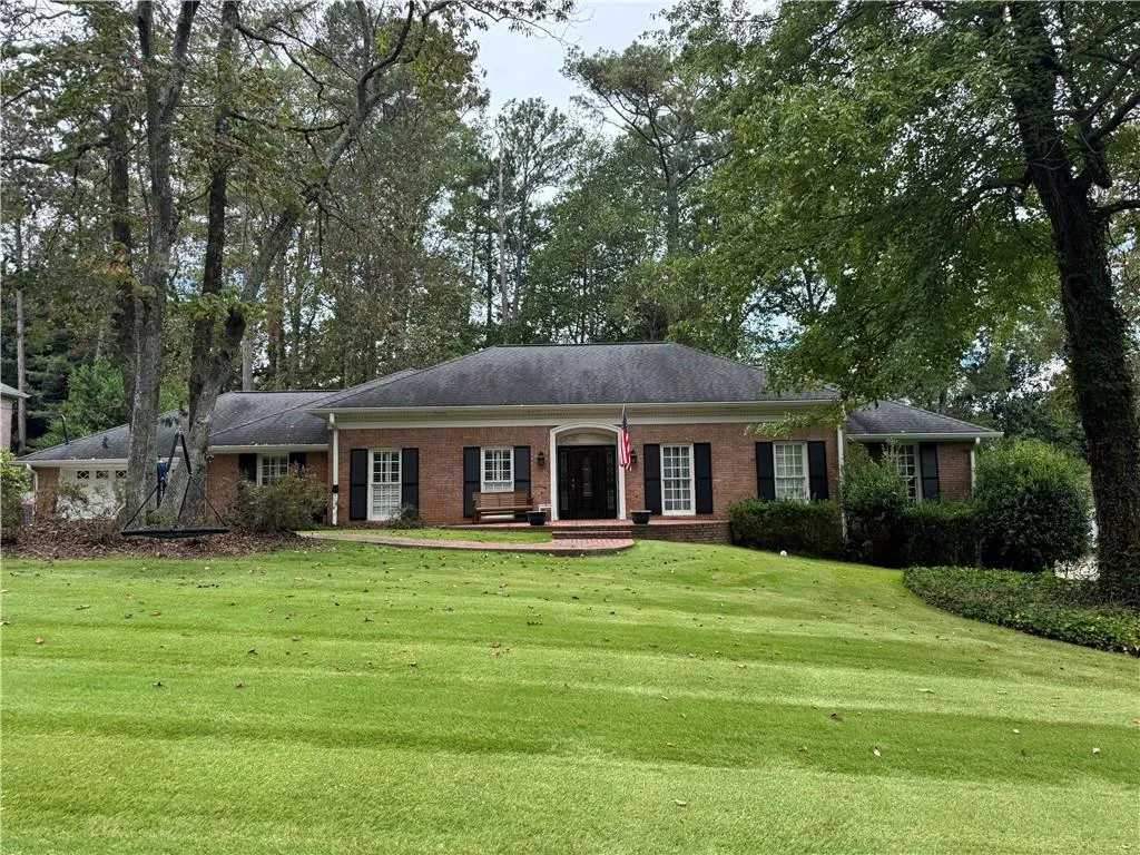 5735 Riverwood Drive, Atlanta, Georgia 30328, 4 Bedrooms Bedrooms, ,3 BathroomsBathrooms,Residential,For Sale,5735 Riverwood Drive,7656382