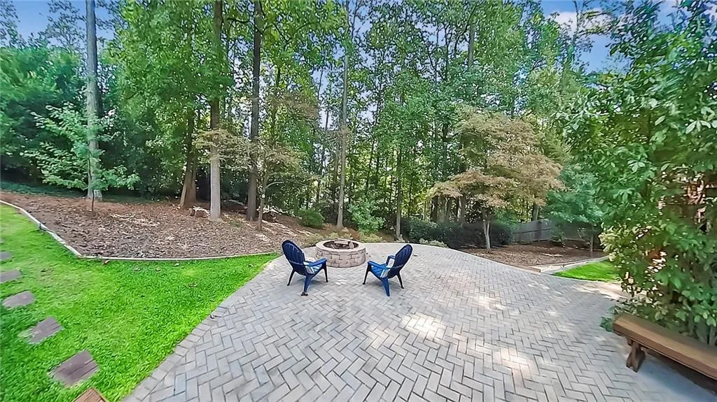 5735 Riverwood Drive, Atlanta, Georgia 30328, 4 Bedrooms Bedrooms, ,3 BathroomsBathrooms,Residential,For Sale,5735 Riverwood Drive,7656382