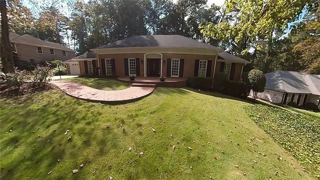 5735 Riverwood Drive, Atlanta, Georgia 30328, 4 Bedrooms Bedrooms, ,3 BathroomsBathrooms,Residential,For Sale,5735 Riverwood Drive,7656382