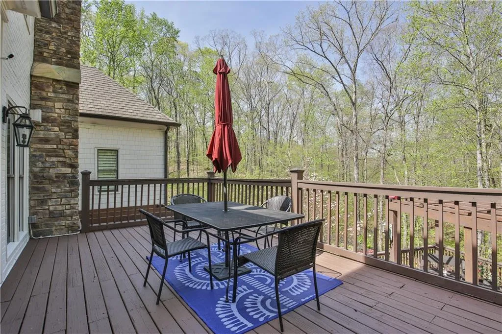 330 Rumford Point, Sandy Springs, Georgia 30350, 6 Bedrooms Bedrooms, ,4 BathroomsBathrooms,Residential,Sold,330 Rumford Point,5995338