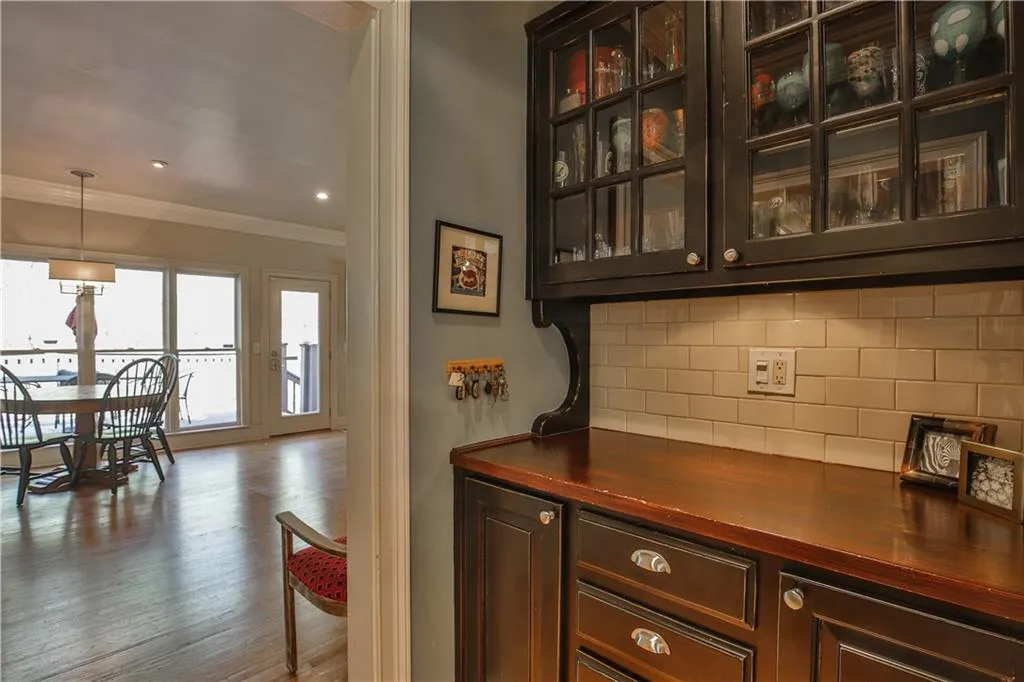 330 Rumford Point, Sandy Springs, Georgia 30350, 6 Bedrooms Bedrooms, ,4 BathroomsBathrooms,Residential,Sold,330 Rumford Point,5995338