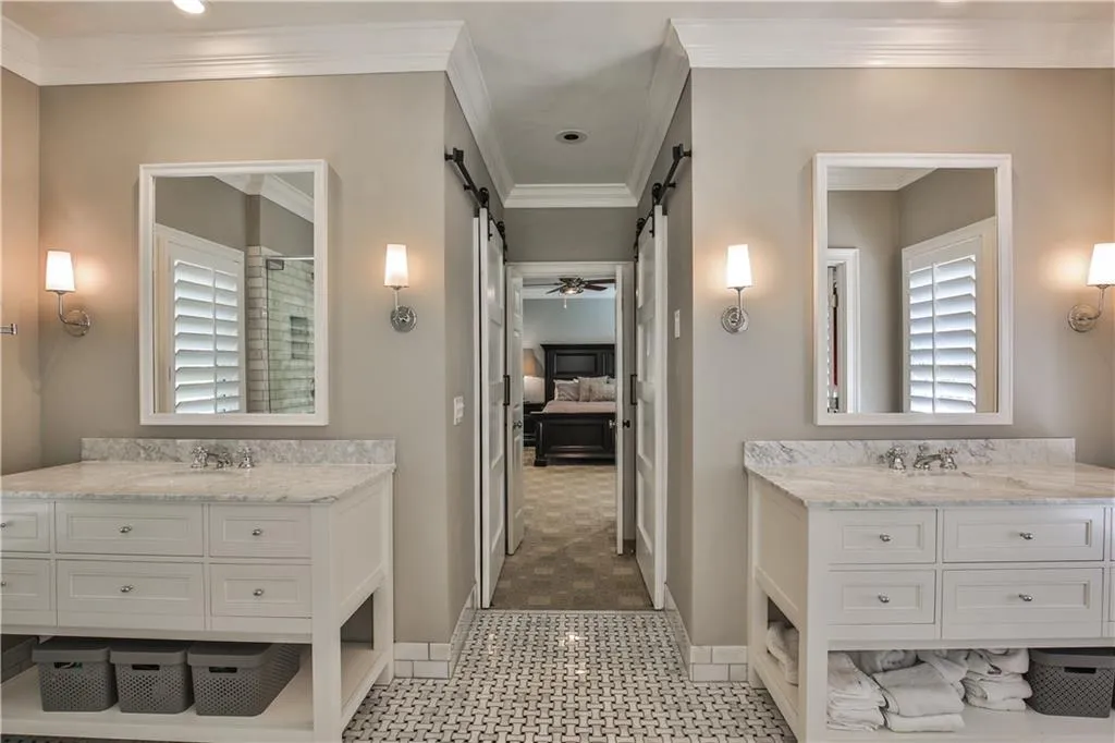 330 Rumford Point, Sandy Springs, Georgia 30350, 6 Bedrooms Bedrooms, ,4 BathroomsBathrooms,Residential,Sold,330 Rumford Point,5995338