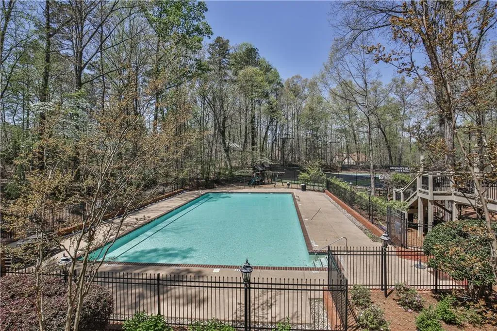 330 Rumford Point, Sandy Springs, Georgia 30350, 6 Bedrooms Bedrooms, ,4 BathroomsBathrooms,Residential,Sold,330 Rumford Point,5995338