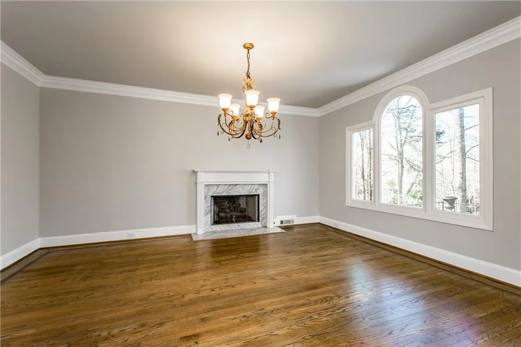 1685 Brandon Hall Drive, Sandy Springs, Georgia 30350, 5 Bedrooms Bedrooms, ,4 BathroomsBathrooms,Residential,Sold,1685 Brandon Hall Drive,6828562