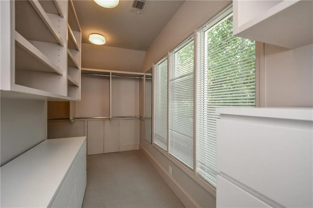 1685 Brandon Hall Drive, Sandy Springs, Georgia 30350, 5 Bedrooms Bedrooms, ,4 BathroomsBathrooms,Residential,Sold,1685 Brandon Hall Drive,6828562