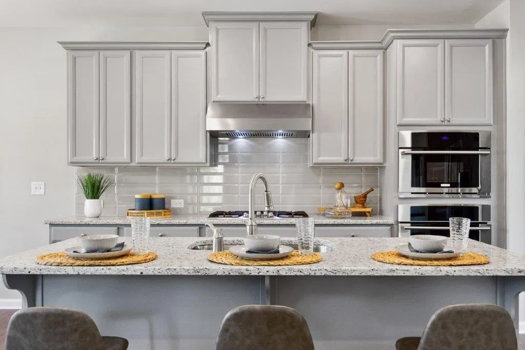 352 Provenance Drive, Sandy Springs, Georgia 30328, 3 Bedrooms Bedrooms, ,3 BathroomsBathrooms,Residential,Sold,352 Provenance Drive,6705933