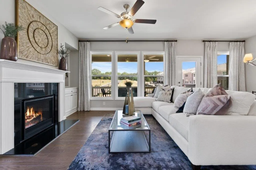 352 Provenance Drive, Sandy Springs, Georgia 30328, 3 Bedrooms Bedrooms, ,3 BathroomsBathrooms,Residential,Sold,352 Provenance Drive,6705933