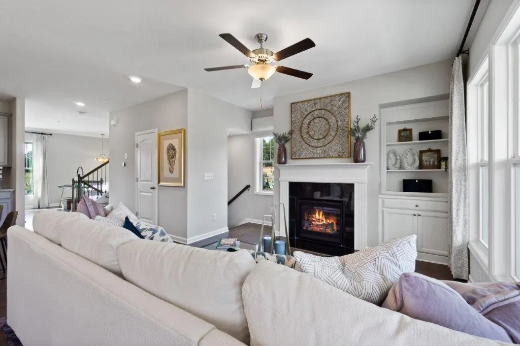 352 Provenance Drive, Sandy Springs, Georgia 30328, 3 Bedrooms Bedrooms, ,3 BathroomsBathrooms,Residential,Sold,352 Provenance Drive,6705933