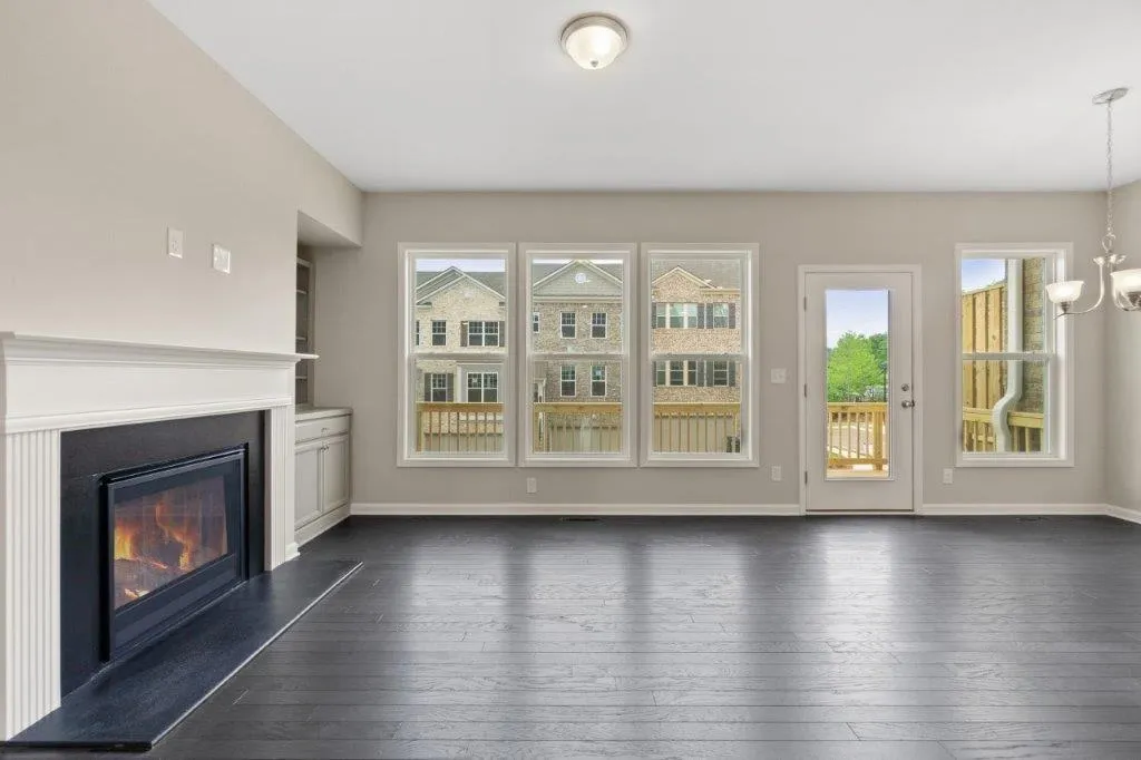 352 Provenance Drive, Sandy Springs, Georgia 30328, 3 Bedrooms Bedrooms, ,3 BathroomsBathrooms,Residential,Sold,352 Provenance Drive,6705933