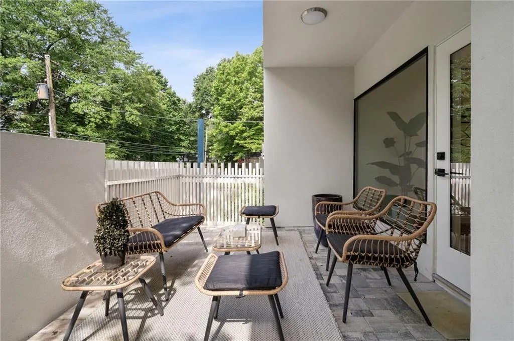 727 Berkeley Avenue, Atlanta, Georgia 30318, 4 Bedrooms Bedrooms, ,4 BathroomsBathrooms,Residential,For Sale,727 Berkeley Avenue,7611675