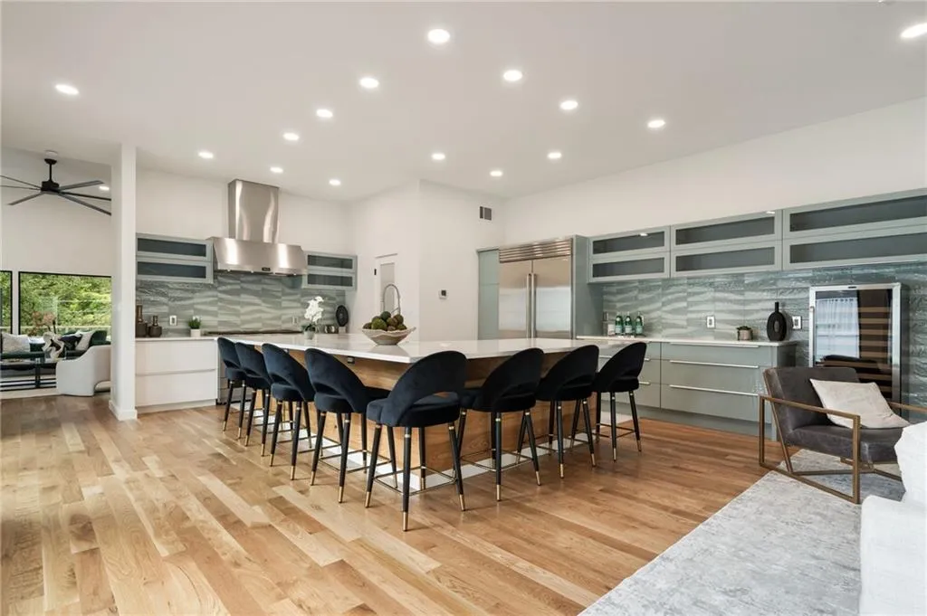 727 Berkeley Avenue, Atlanta, Georgia 30318, 4 Bedrooms Bedrooms, ,4 BathroomsBathrooms,Residential,For Sale,727 Berkeley Avenue,7611675