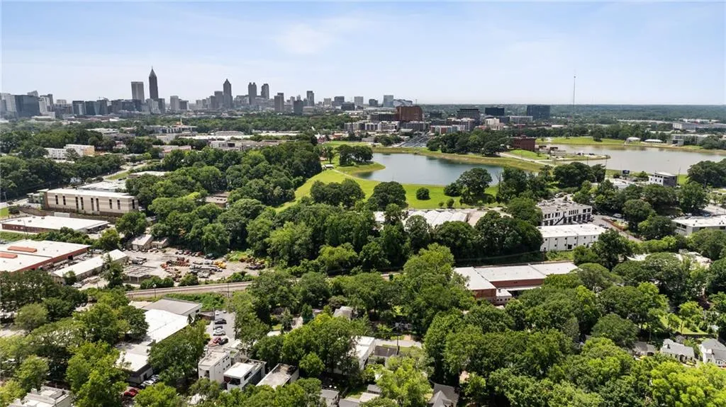 727 Berkeley Avenue, Atlanta, Georgia 30318, 4 Bedrooms Bedrooms, ,4 BathroomsBathrooms,Residential,For Sale,727 Berkeley Avenue,7611675