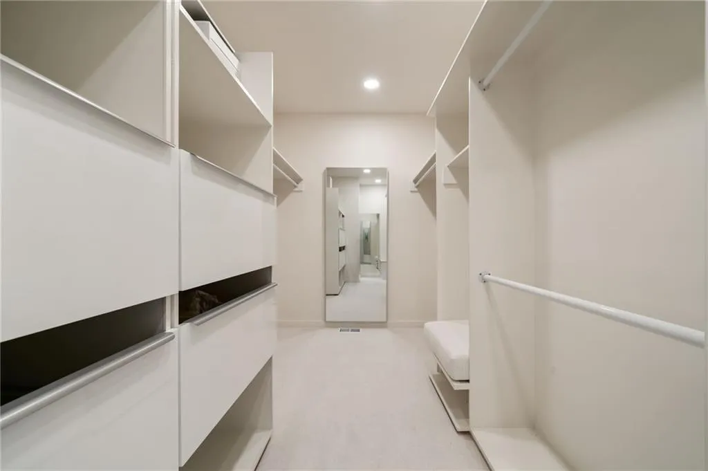 727 Berkeley Avenue, Atlanta, Georgia 30318, 4 Bedrooms Bedrooms, ,4 BathroomsBathrooms,Residential,For Sale,727 Berkeley Avenue,7611675
