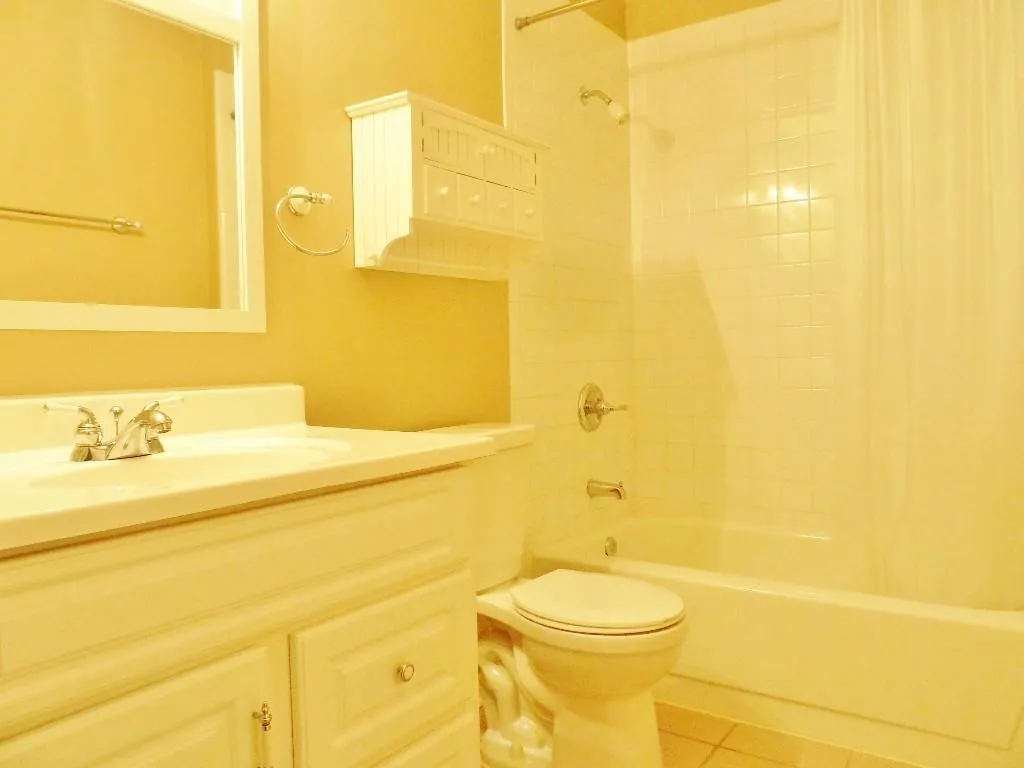 1205 Old Hammond Chase Unit 1205, Sandy Springs, Georgia 30350, 3 Bedrooms Bedrooms, ,2 BathroomsBathrooms,Residential,Sold,1205 Old Hammond Chase Unit 1205,5565984 1205 Old Hammond Chase Unit 1205, Sandy Springs, Georgia 30350, 3 Bedrooms Bedrooms, ,2 BathroomsBathrooms,Residential,Sold,1205 Old Hammond Chase Unit 1205,5565984