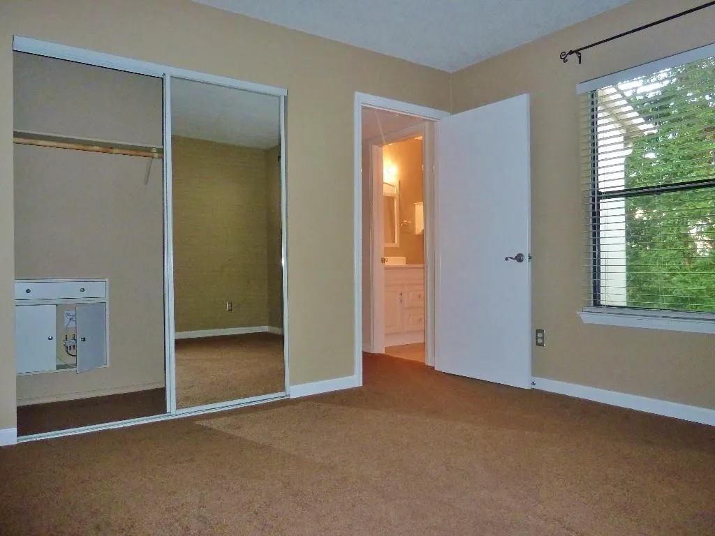 1205 Old Hammond Chase Unit 1205, Sandy Springs, Georgia 30350, 3 Bedrooms Bedrooms, ,2 BathroomsBathrooms,Residential,Sold,1205 Old Hammond Chase Unit 1205,5565984 1205 Old Hammond Chase Unit 1205, Sandy Springs, Georgia 30350, 3 Bedrooms Bedrooms, ,2 BathroomsBathrooms,Residential,Sold,1205 Old Hammond Chase Unit 1205,5565984