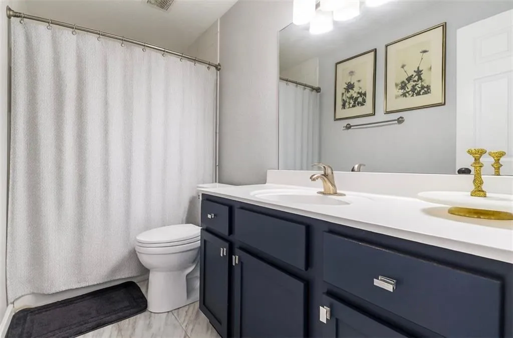 115 Winding River Drive Unit B, Atlanta, Georgia 30350, 3 Bedrooms Bedrooms, ,2 BathroomsBathrooms,Residential,For Sale,115 Winding River Drive Unit B,7629763
