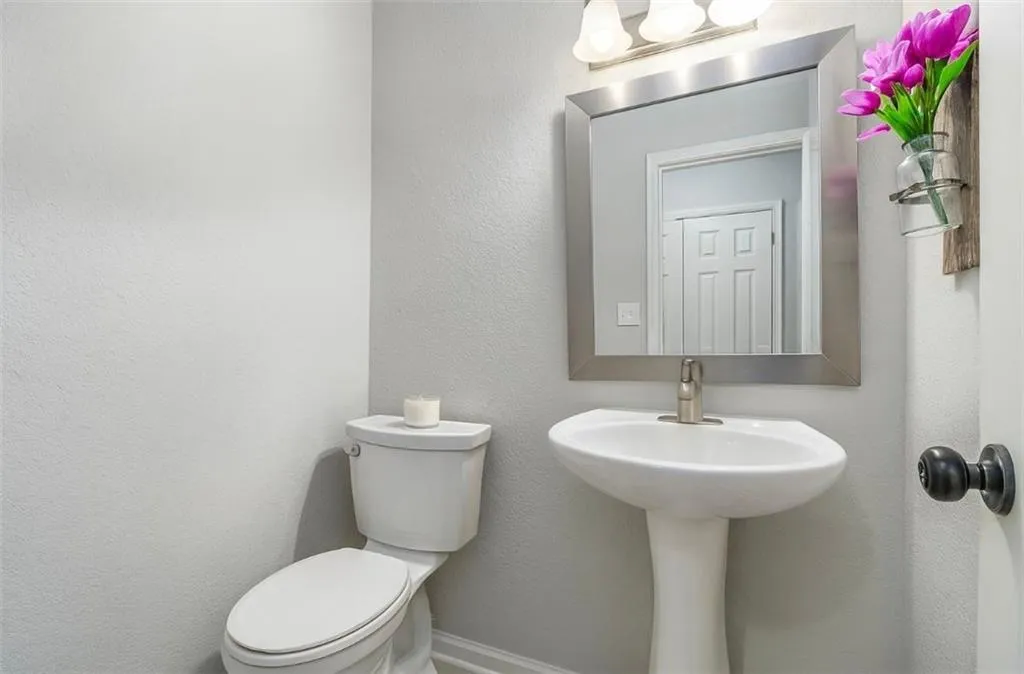 115 Winding River Drive Unit B, Atlanta, Georgia 30350, 3 Bedrooms Bedrooms, ,2 BathroomsBathrooms,Residential,For Sale,115 Winding River Drive Unit B,7629763