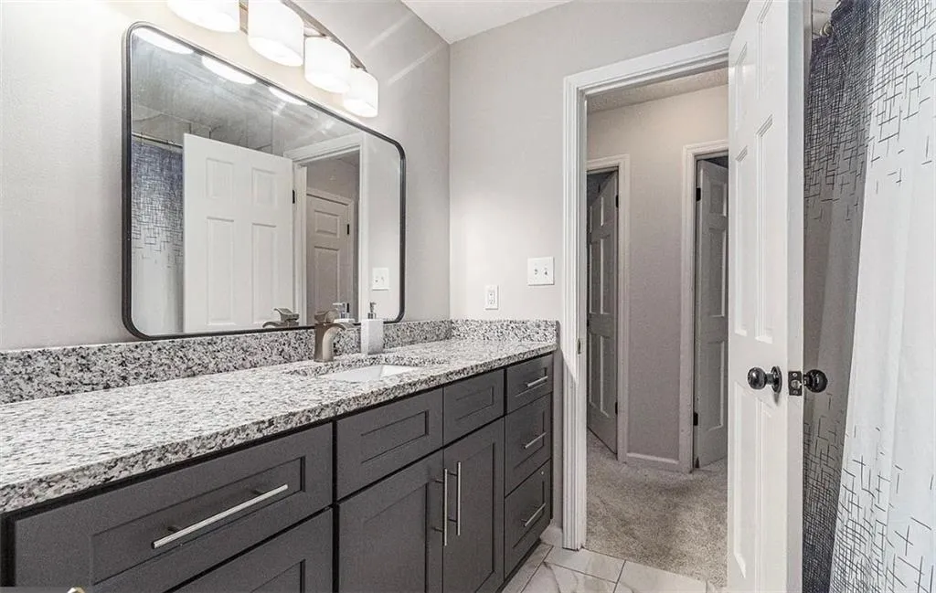 115 Winding River Drive Unit B, Atlanta, Georgia 30350, 3 Bedrooms Bedrooms, ,2 BathroomsBathrooms,Residential,For Sale,115 Winding River Drive Unit B,7629763