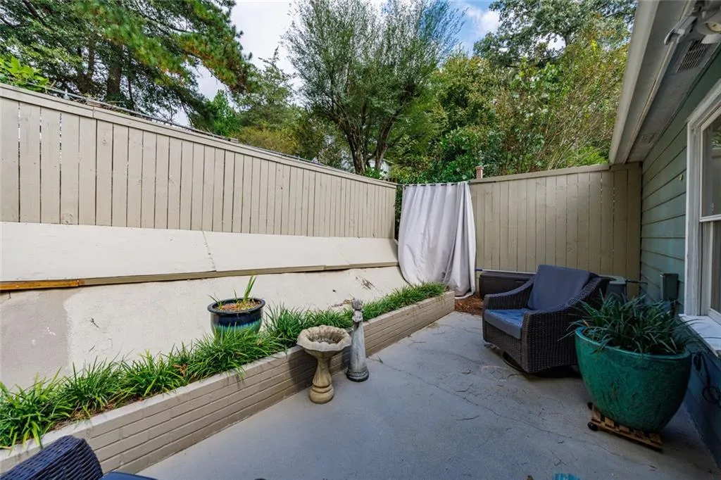 1836 S Garden Court Ne, Brookhaven, Georgia 30319, 2 Bedrooms Bedrooms, ,2 BathroomsBathrooms,Residential,For Sale,1836 S Garden Court Ne,7666245