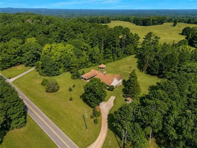 1687 Ne Hickory Level Road Unit Carrollton, Villa Rica, Georgia 30180