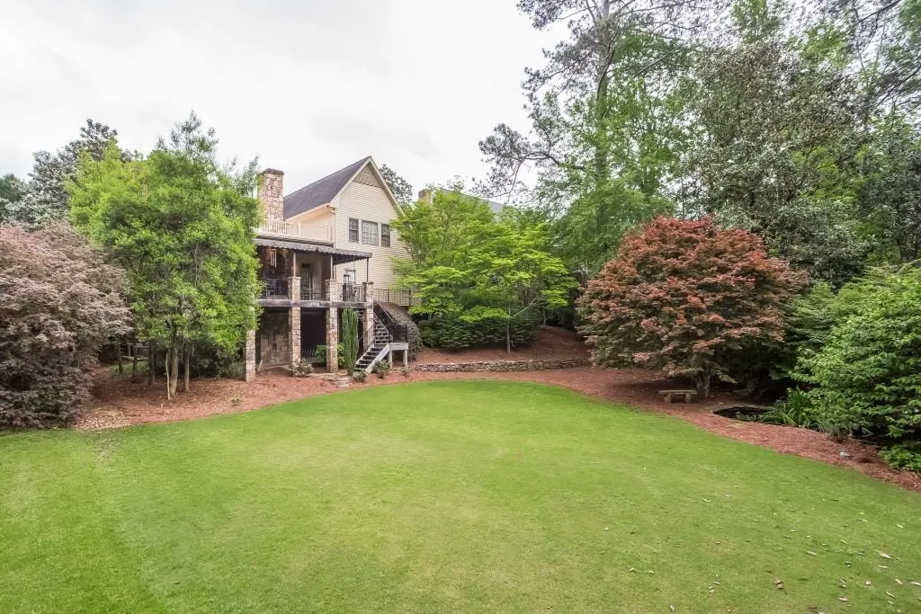 230 Grapevine Run, Sandy Springs, Georgia 30350, 5 Bedrooms Bedrooms, ,5 BathroomsBathrooms,Residential,Sold,230 Grapevine Run,5874338