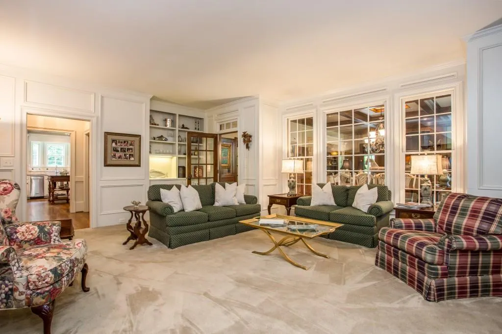 230 Grapevine Run, Sandy Springs, Georgia 30350, 5 Bedrooms Bedrooms, ,5 BathroomsBathrooms,Residential,Sold,230 Grapevine Run,5874338