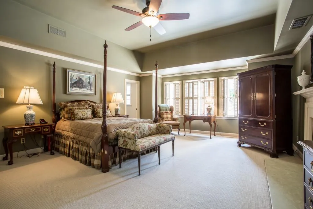 230 Grapevine Run, Sandy Springs, Georgia 30350, 5 Bedrooms Bedrooms, ,5 BathroomsBathrooms,Residential,Sold,230 Grapevine Run,5874338