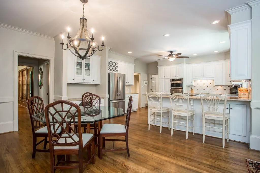 230 Grapevine Run, Sandy Springs, Georgia 30350, 5 Bedrooms Bedrooms, ,5 BathroomsBathrooms,Residential,Sold,230 Grapevine Run,5874338