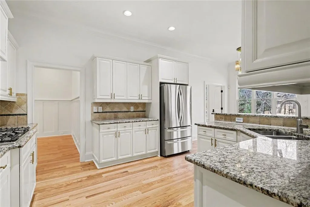 Kitchen Open to Dining Room