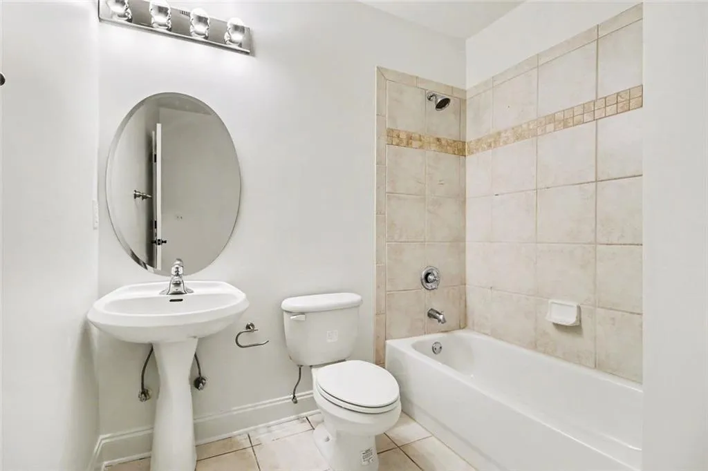 Full Bath on Terrace Level
