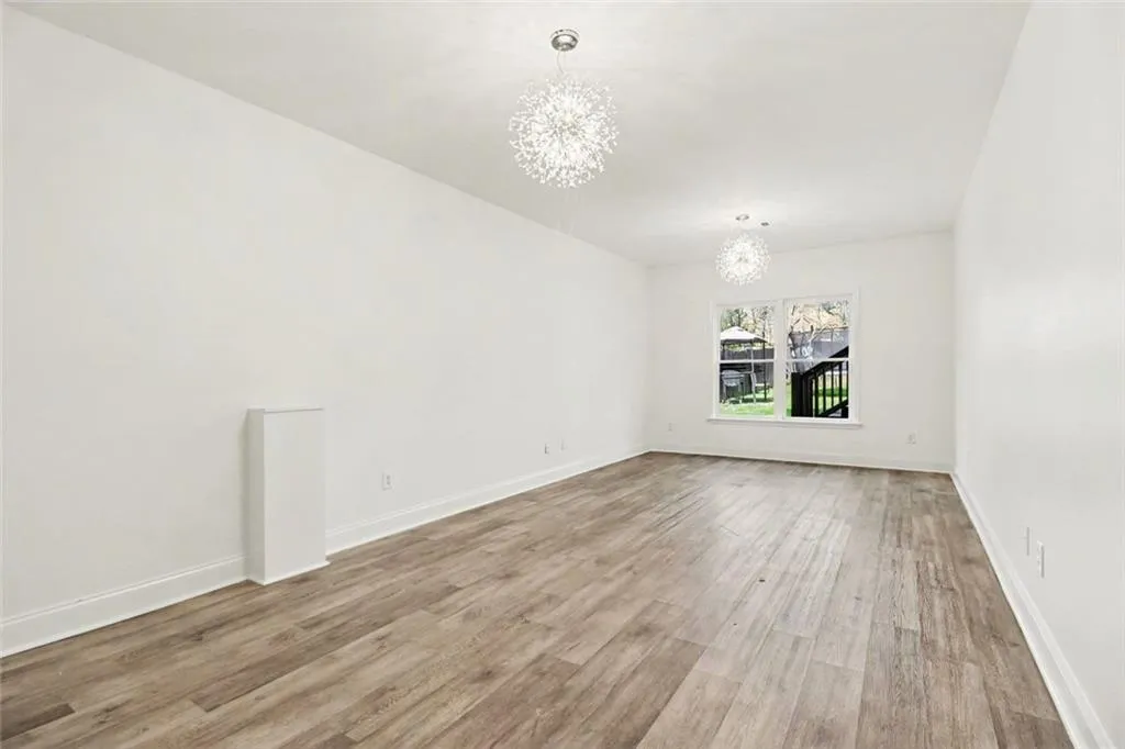 Terrace Level Bedroom